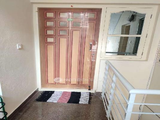 PG for Girls in  Koramangala