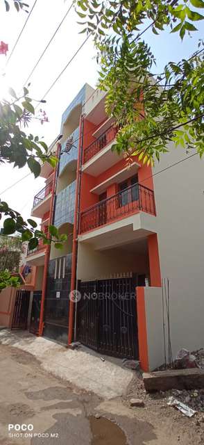 4+ BHK Flat For Sale  In Lakshmipuram