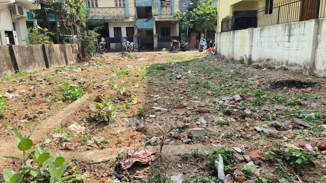 Plot For Sale  In Porur