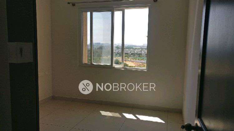 Single Room for Male In 2 BHK  In Prestige Lakeside Habitat In Varthur