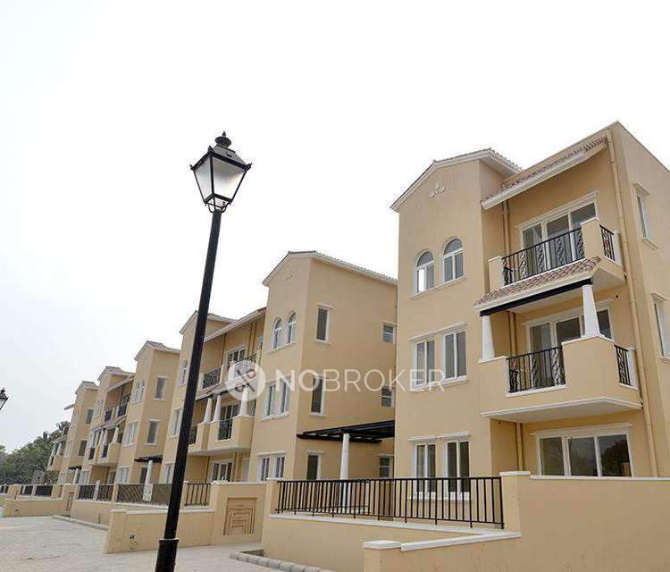 4 BHK Flat In Emaar Mgf Emerald Hills For Sale  In Sector-65