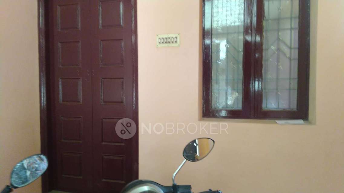 2 BHK Flat In Stand Alone for Rent  In Washermanpet