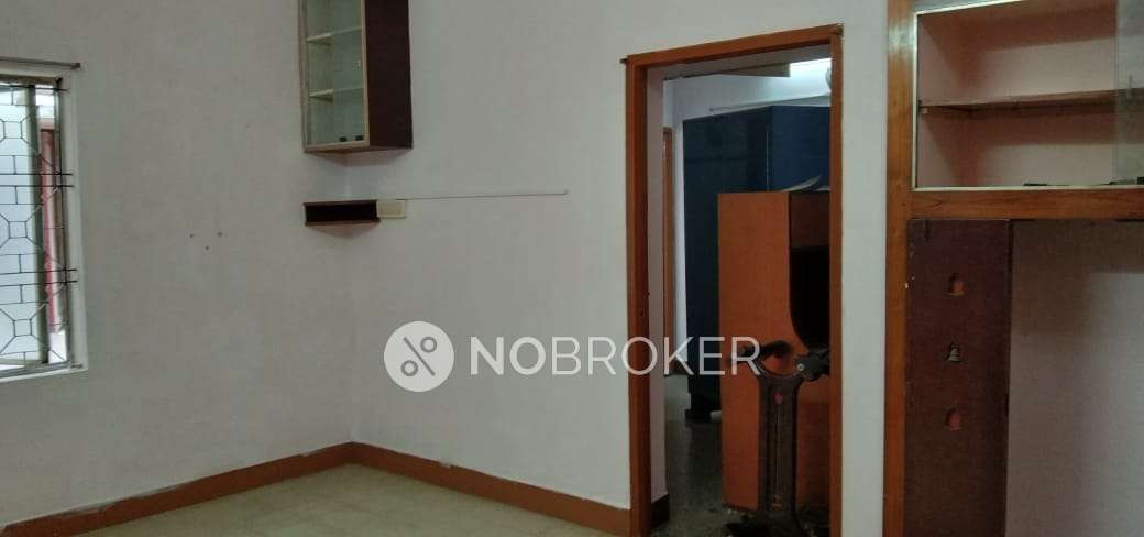2 BHK Flat In  Rajendra Apartments for Rent  In Mandaveli Bus Depot