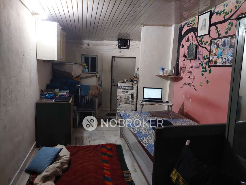 1 BHK House For Sale  In Dahisar East