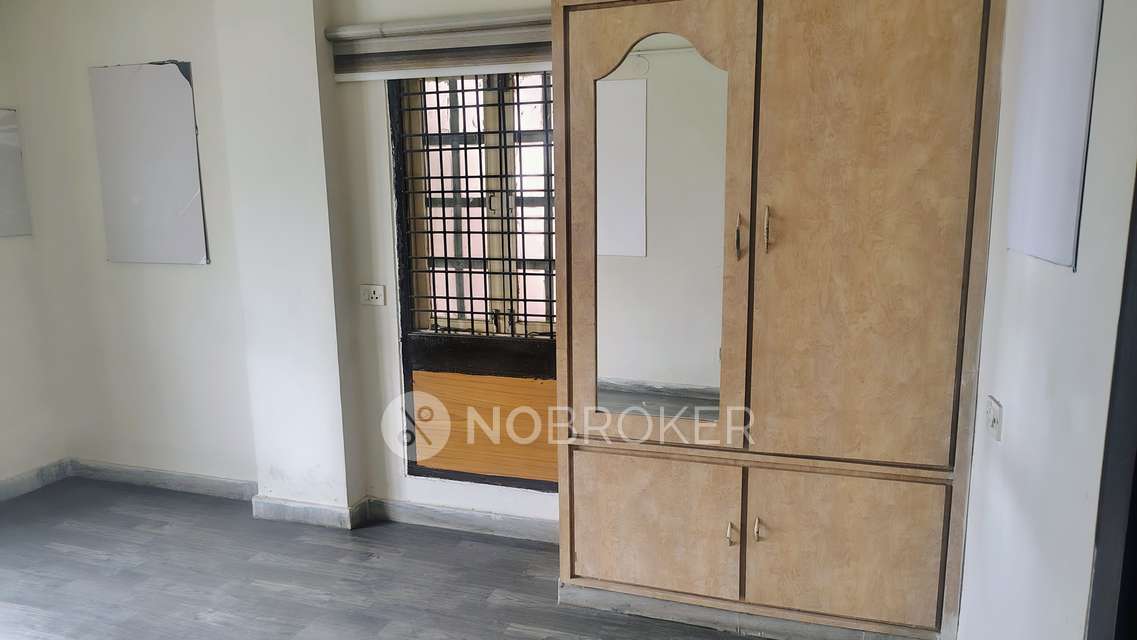 3 BHK Flat In Sgs Vishala Mansion For Sale  In Vengal Rao Nagar