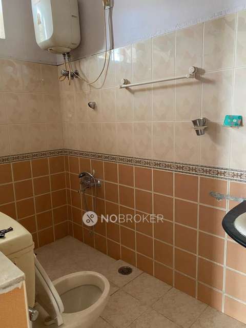 3 BHK Flat In Keerthi Shikara Apartments For Sale  In Himayatnagar