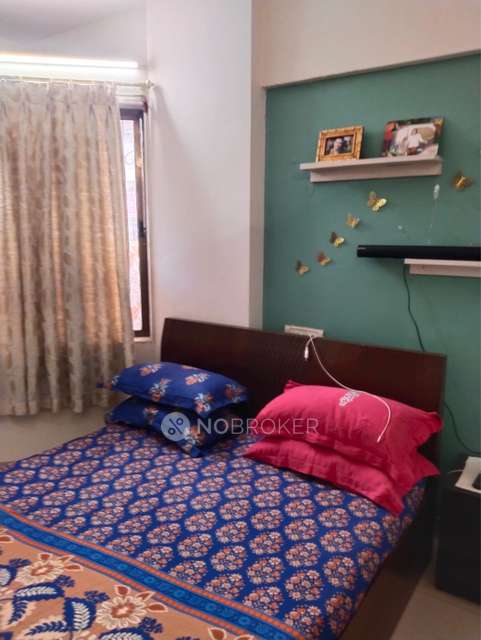 2 BHK Flat In Pioneer Heritage Santacruz For Sale  In Santacruz West