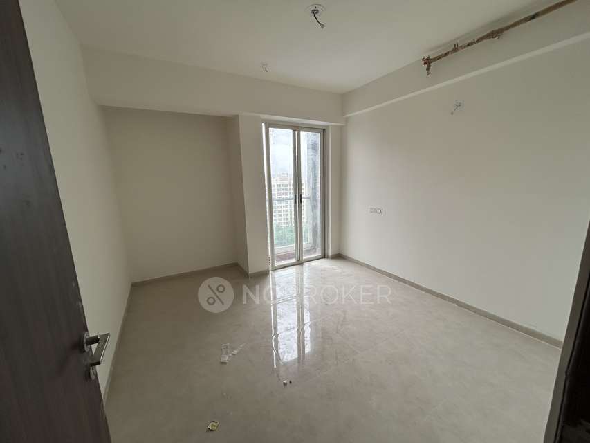 2 BHK Flat In One Indiabulls  For Sale  In Thane West