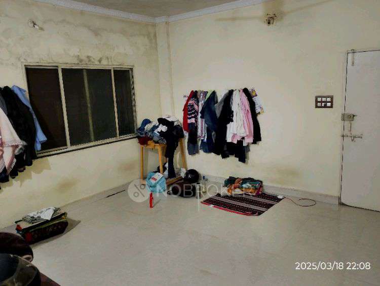 Single Room for Male In 1 BHK  In  Matrutva Apartment In Pimpri-chinchwad,