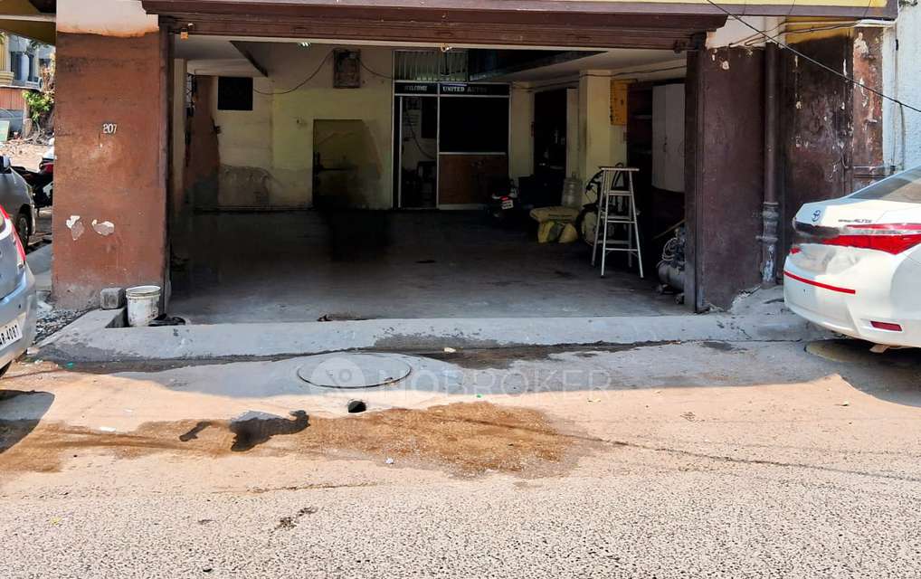 Shop in Nungambakkam, Chennai for Rent 