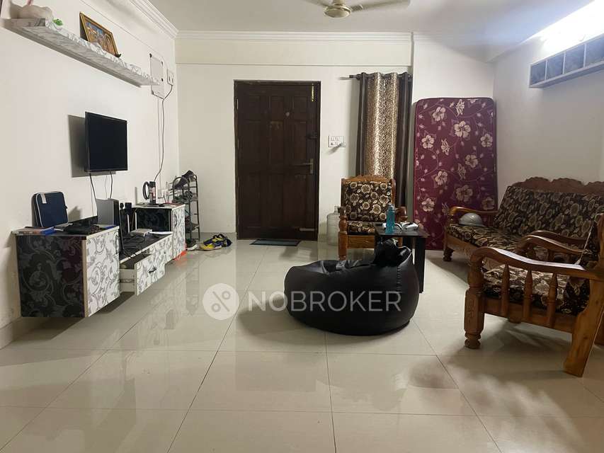 Single Room for Male In 3 BHK  In Sindhu Amazon Apartment In Sarjapur Road, Bangalore