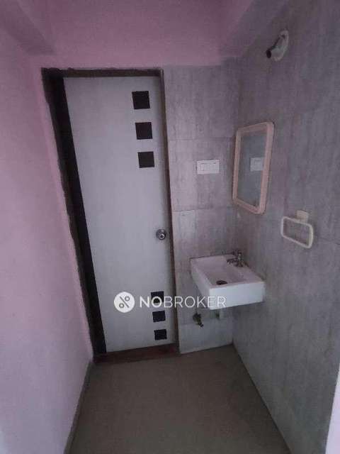 1 BHK Flat In Balaji Heights For Sale  In Bhandup West