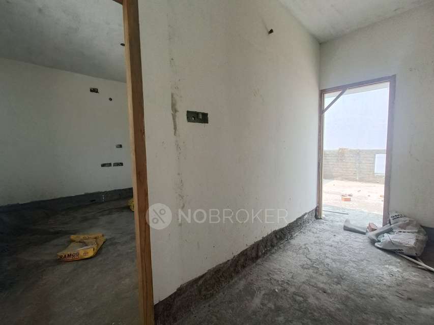 4 BHK House For Sale  In Akkarai