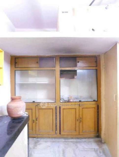 2 BHK Flat In Parthani Tower For Sale  In Musheerabad