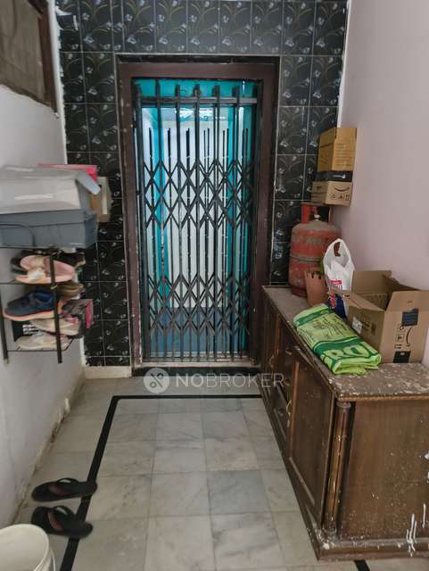 2 BHK Flat In Raj Avenue Apartments,hanuman Nagar For Sale  In Manikonda