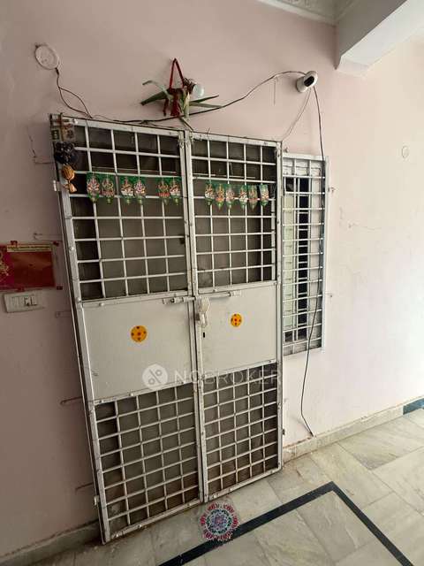 2 BHK Flat In Raj Avenue Apartments,hanuman Nagar For Sale  In Manikonda