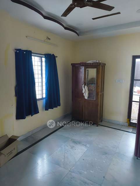 2 BHK Flat In Raj Avenue Apartments,hanuman Nagar For Sale  In Manikonda