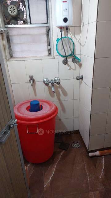 1 RK Flat In Kandarpada For Sale  In Dahisar West