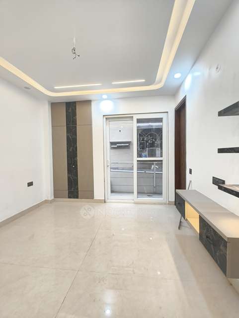 3 BHK Flat For Sale In Tilak Nagar