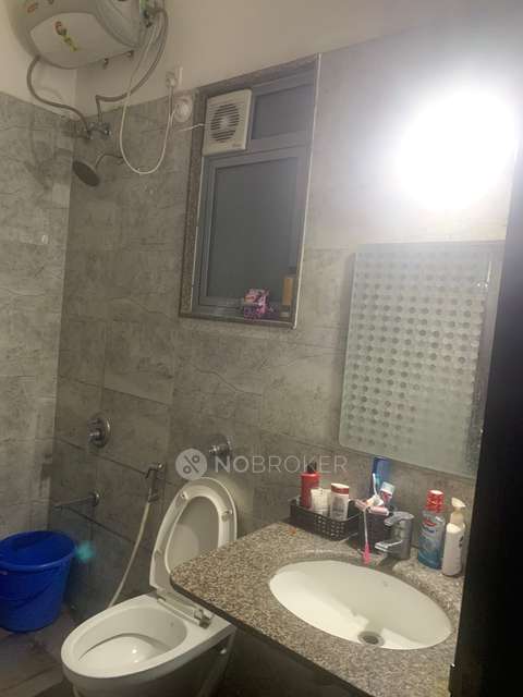 3 BHK Flat In Amanora Future Towers, Hadapsar, Pune for Rent  In Hadapsar, Pune