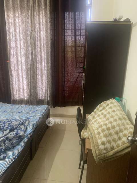 3 BHK Flat In Amanora Future Towers, Hadapsar, Pune for Rent  In Hadapsar, Pune