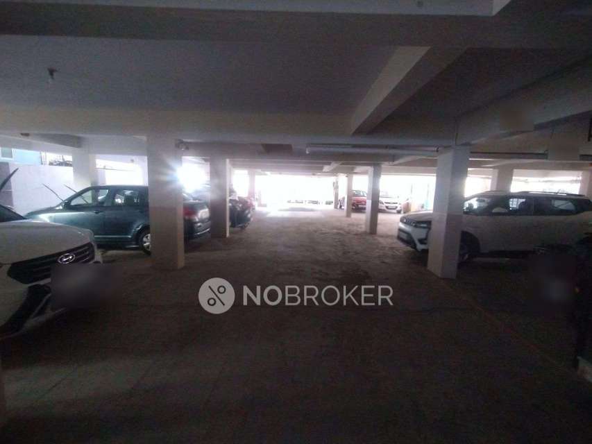 3 BHK Flat In Vahin Towers For Sale  In Bommanahalli