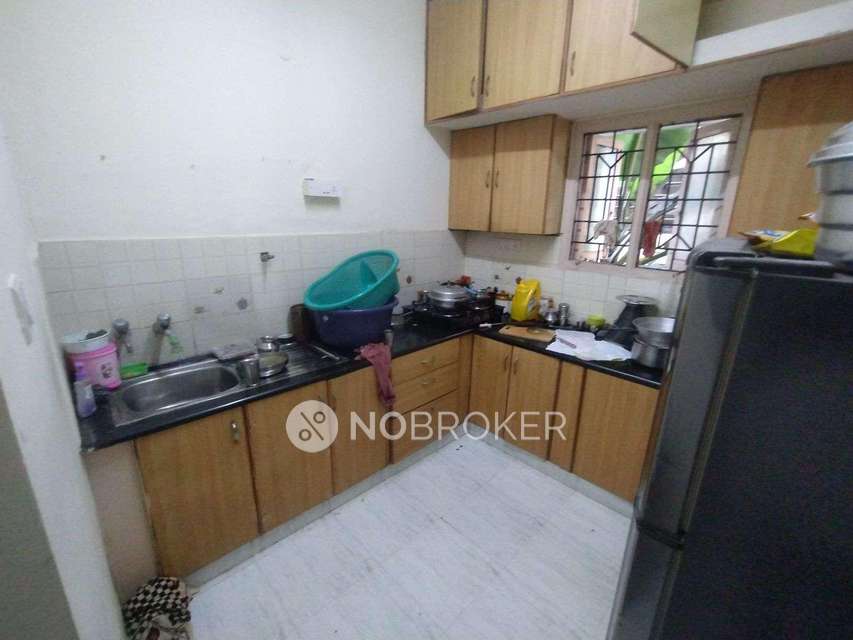 3 BHK Flat In Vahin Towers For Sale  In Bommanahalli