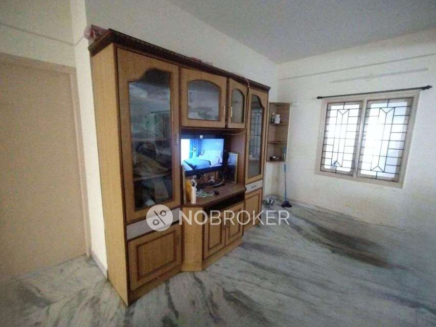 3 BHK Flat In Vahin Towers For Sale  In Bommanahalli