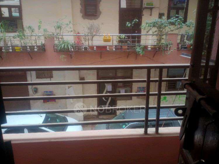 1 BHK Flat For Sale  In Dayal Bagh Colony