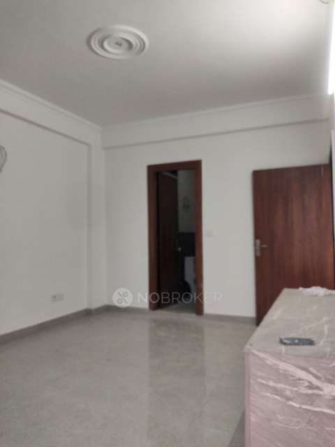 3 BHK Flat In Uppal Southend For Sale  In Sector 49