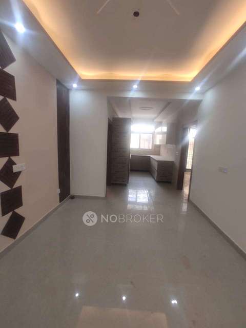 3 BHK Flat In Uppal Southend For Sale  In Sector 49