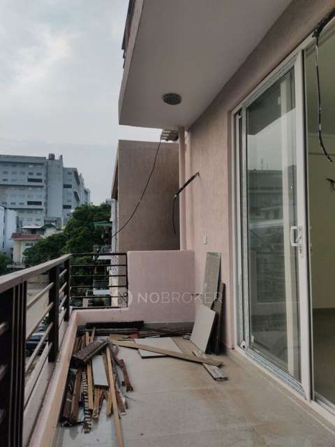 3 BHK Flat In Uppal Southend For Sale  In Sector 49