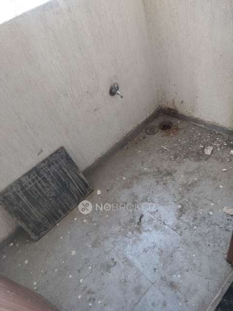 2 BHK Flat In Majestique Towers For Sale  In Kharadi