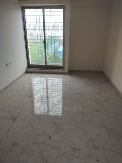2 BHK Flat In Majestique Towers For Sale  In Kharadi