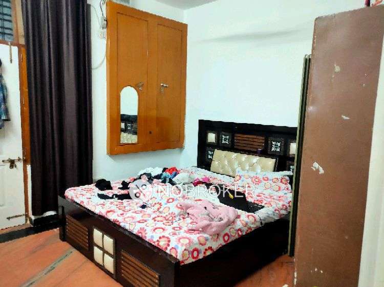 1 RK House for Rent  In Sector 46