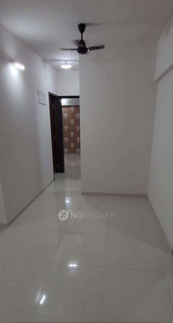 2 BHK Flat In Roshan Milestone, Wakad for Rent  In Tathawade 