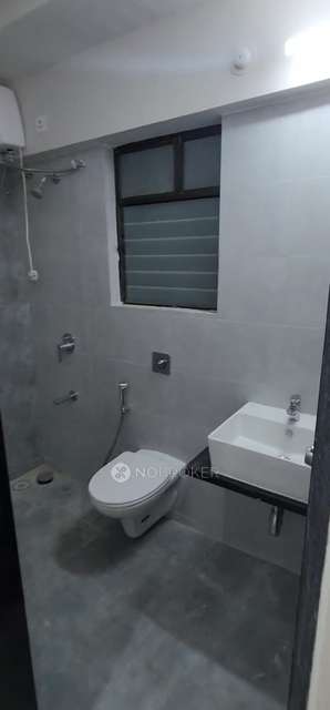 2 BHK Flat In Roshan Milestone, Wakad for Rent  In Tathawade 