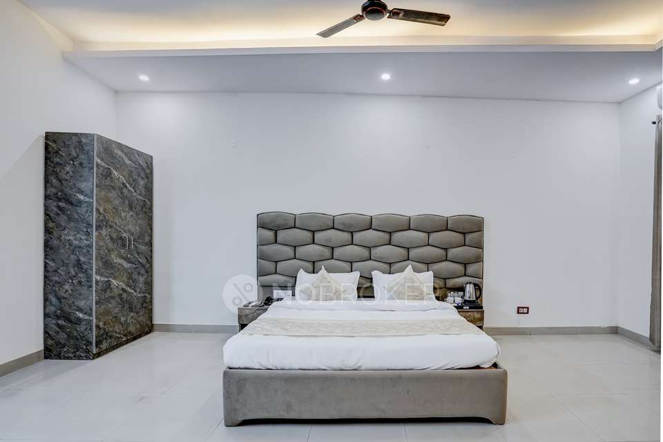 PG for Anyone in Sector 51