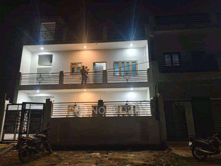 2 BHK House for Rent  In Zeta 1