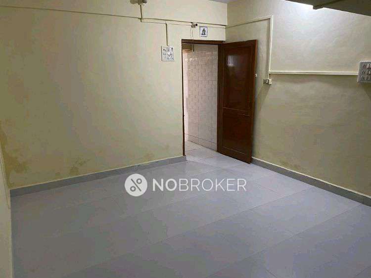 PG for Anyone in Ulhasnagar 4