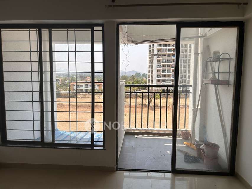 1 BHK Flat In Mantra Phase 1 For Sale  In Mantra 24 West