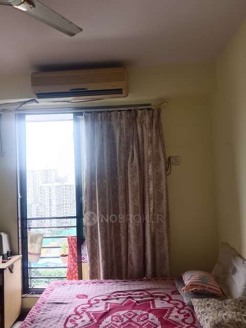 2 BHK Flat In Bhatia Esspee Tower For Sale  In Borivali East
