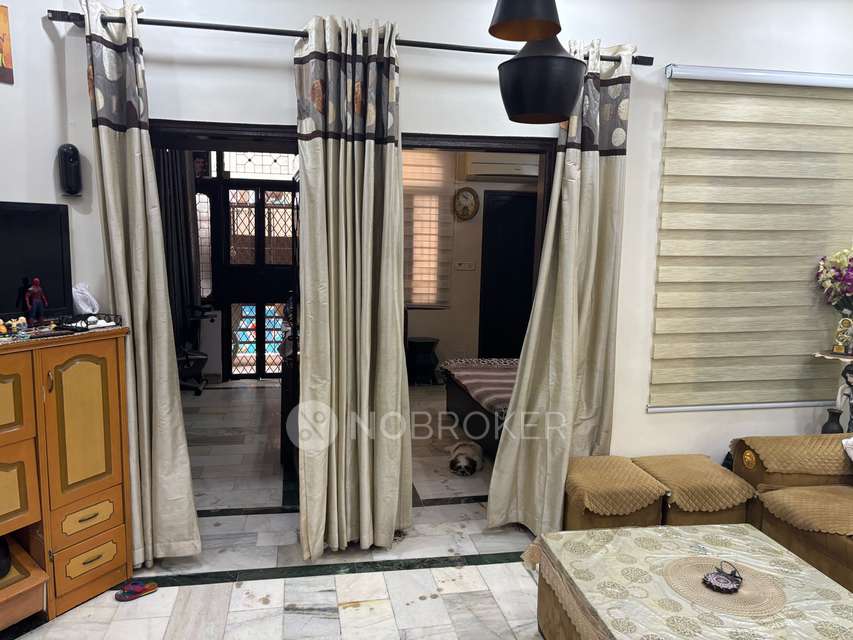 2 BHK Flat In Sahara Complex  For Sale  In Sahibabad