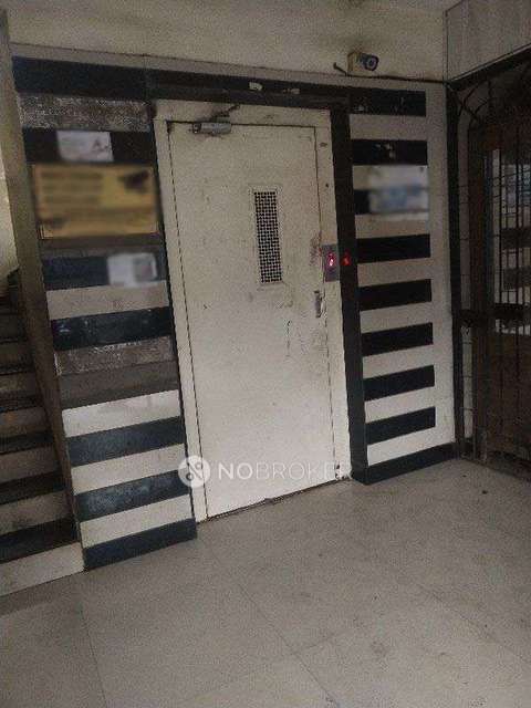 2 BHK Flat In Reputed Rayyan Apartment For Sale  In Kurla