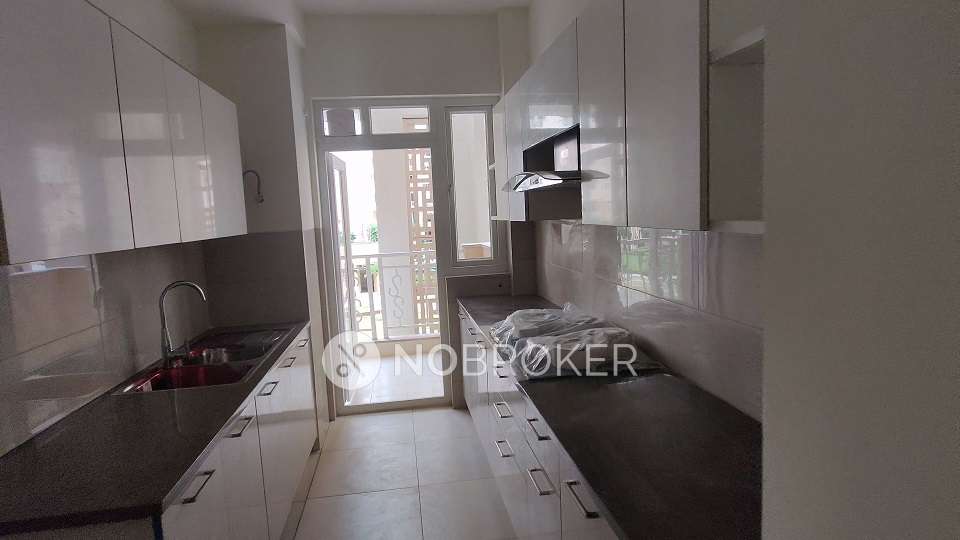 3 BHK Flat In Emaar Palm Premier, Sector-77 for Rent  In Sector 77