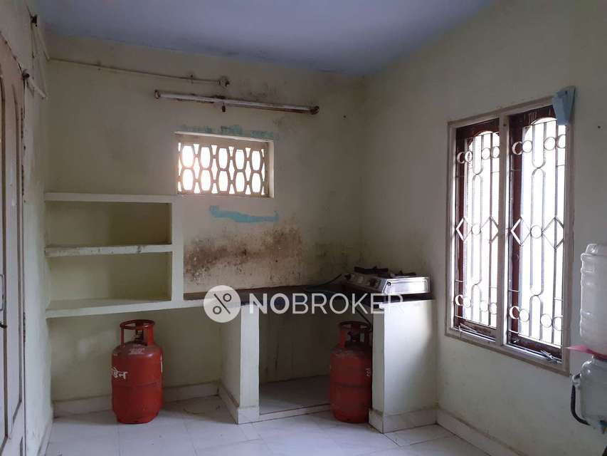 1 RK Flat In Standalone Building  for Rent  In Adyar