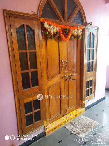 1 BHK Flat In Standalone Buildiiiiing for Rent  In Madhura Nagar