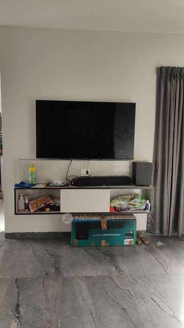 4+ BHK House For Sale  In Neelangarai