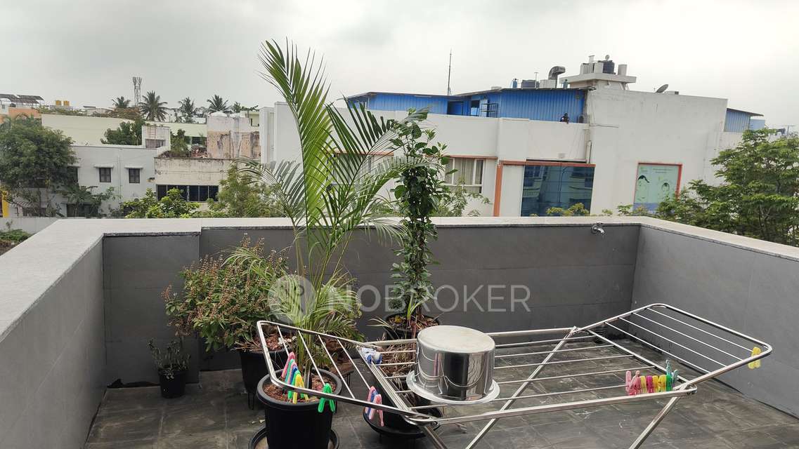 4+ BHK House For Sale  In Neelangarai