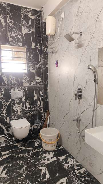 4+ BHK House For Sale  In Neelangarai